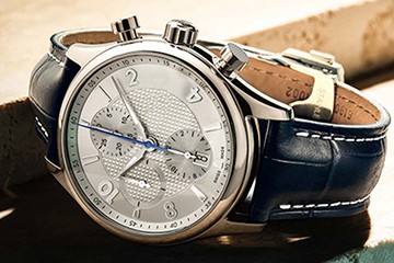 南昌江诗丹顿手表有水珠维修